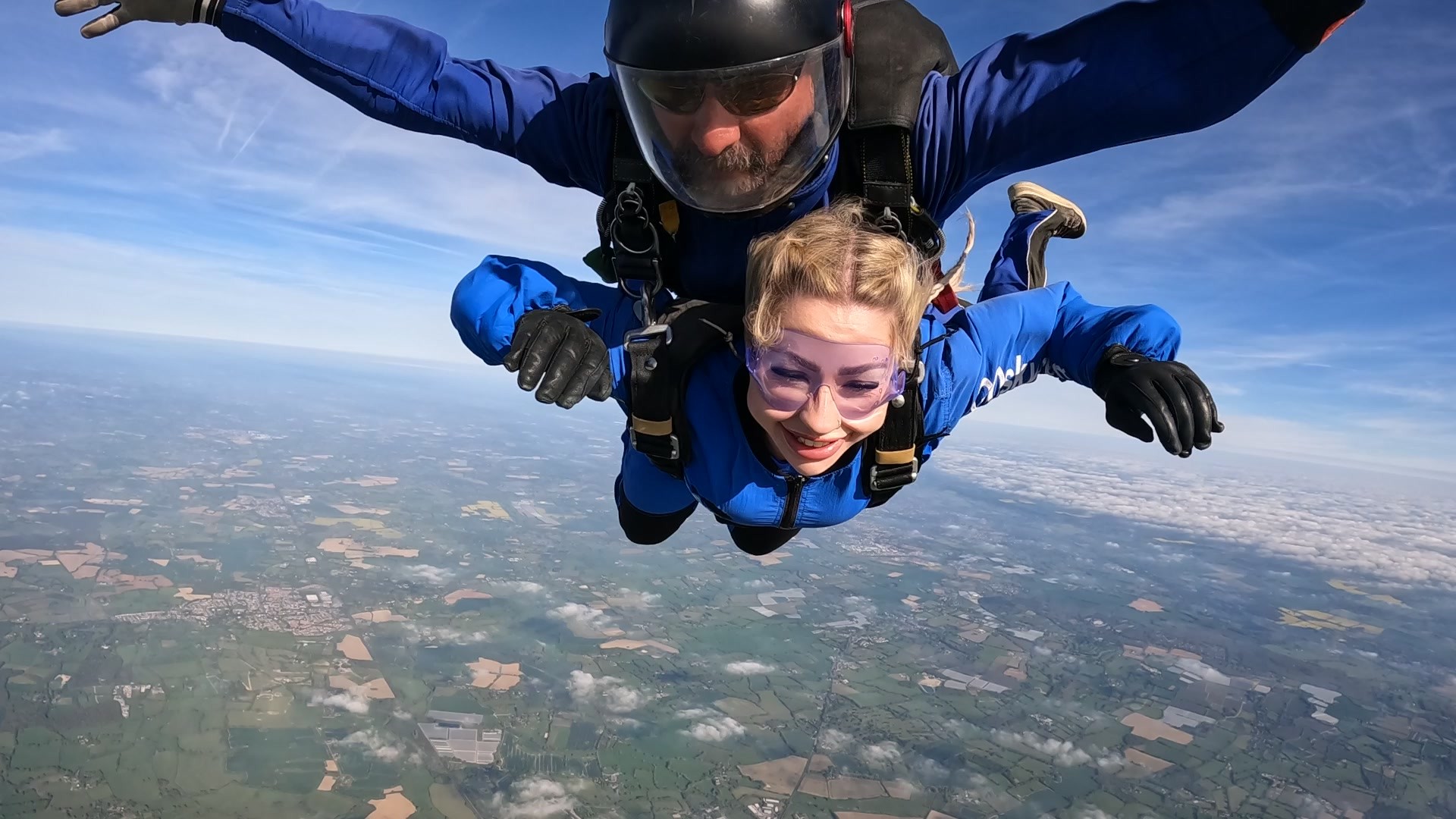 Mollie Eager skydive